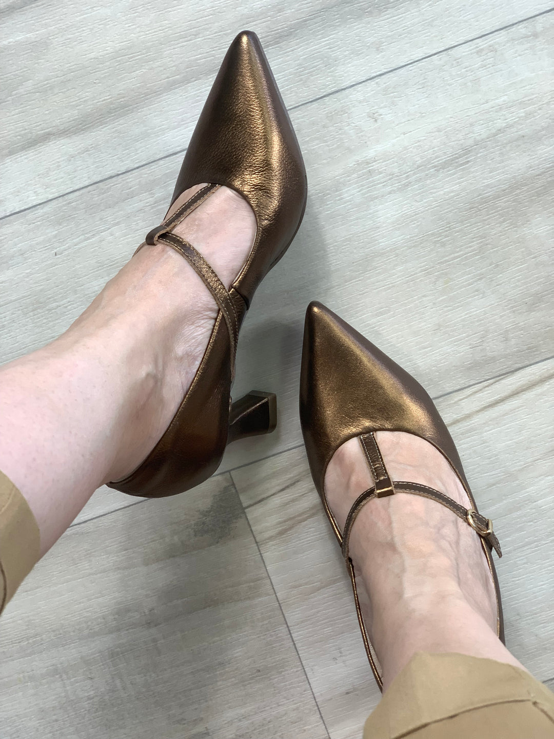 Tchocco Bronze Mary Janes Classic Heels